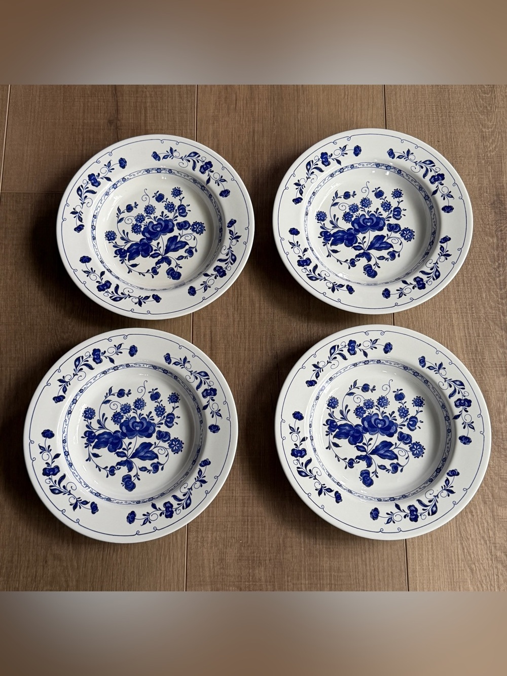 4 Cipa Porcellane Italy Blue & White Transfer‎ 8 1/2” Rim Soup Bowls Floral MINT